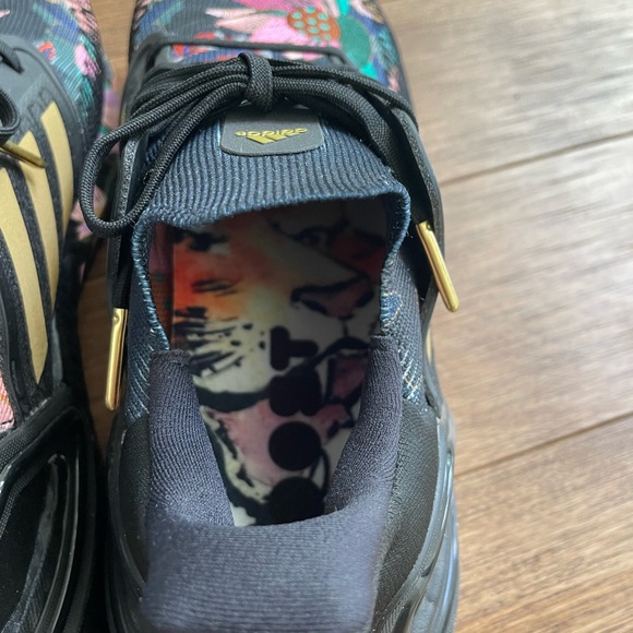 Adidas 2020 limited edition Ultra Boost Chinese New Year Collection - Picture 6 of 7